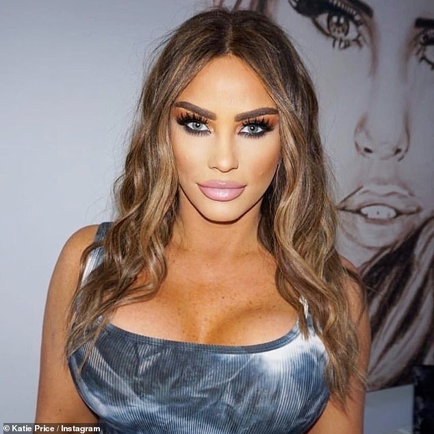 photo Katie Price Hair Cut 2021 deny secret lockdown barber trips